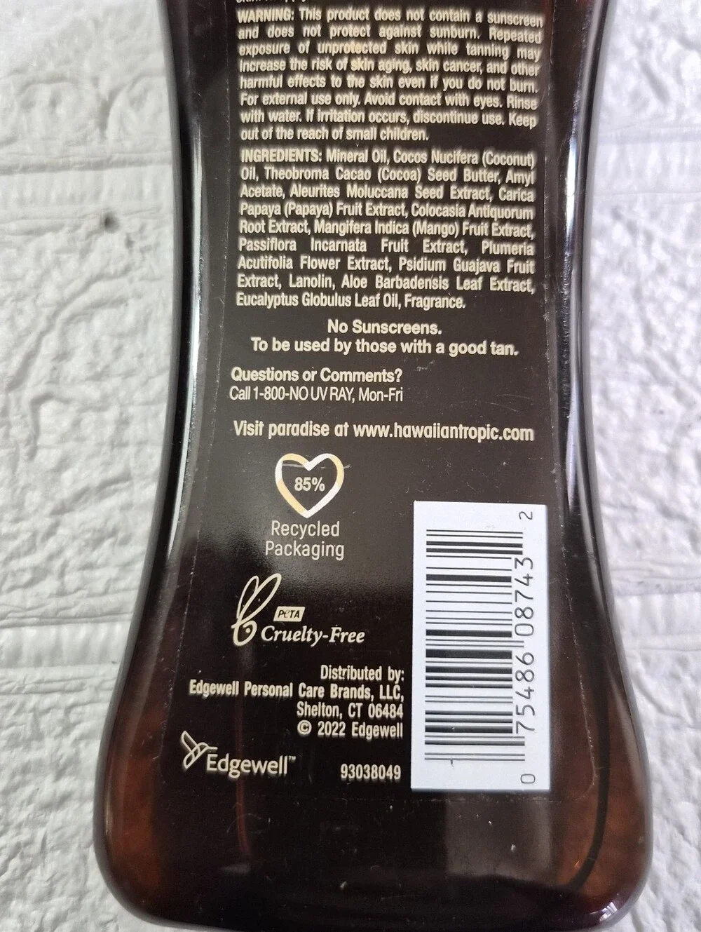Hawaiian Tropic dark tanning